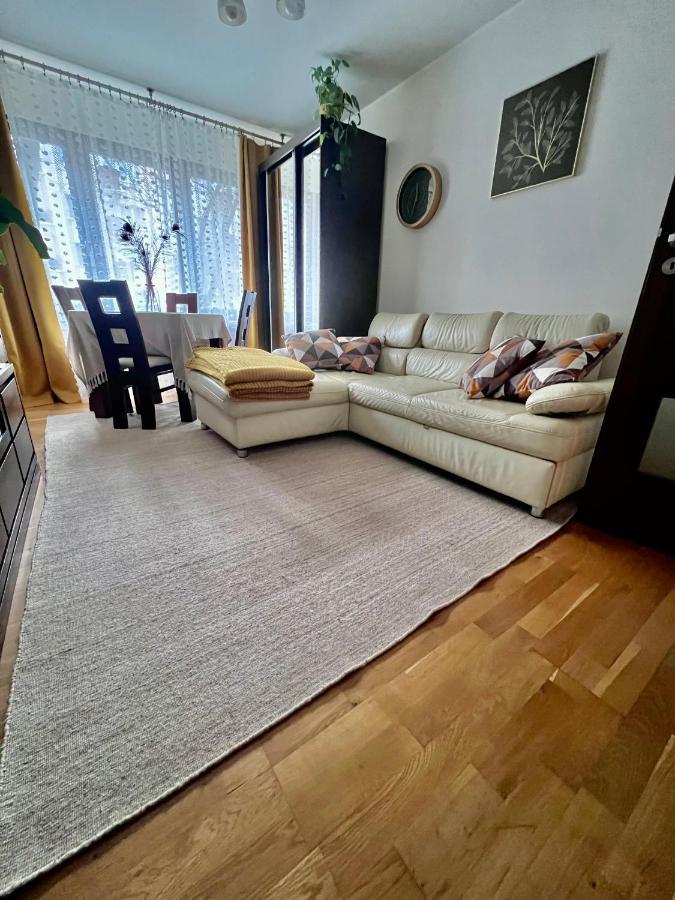 Yellow Apartment Airport Galeria Mokotow Netflix Warschau Exterior foto